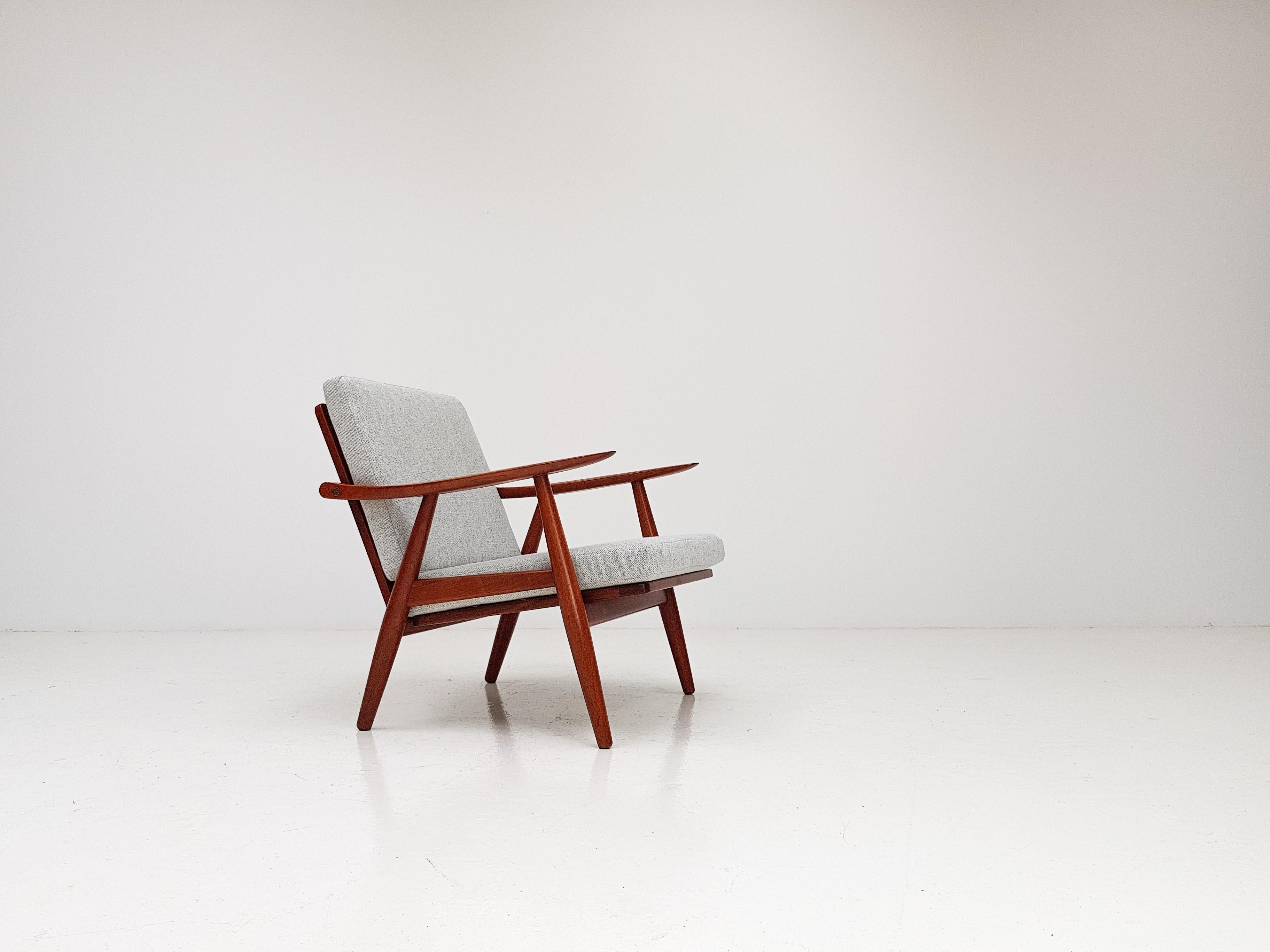 Hans J. Wegner GE-270 Teak Armchair in Kvadrat Fabric for GETAMA, Denmark, 1956 7