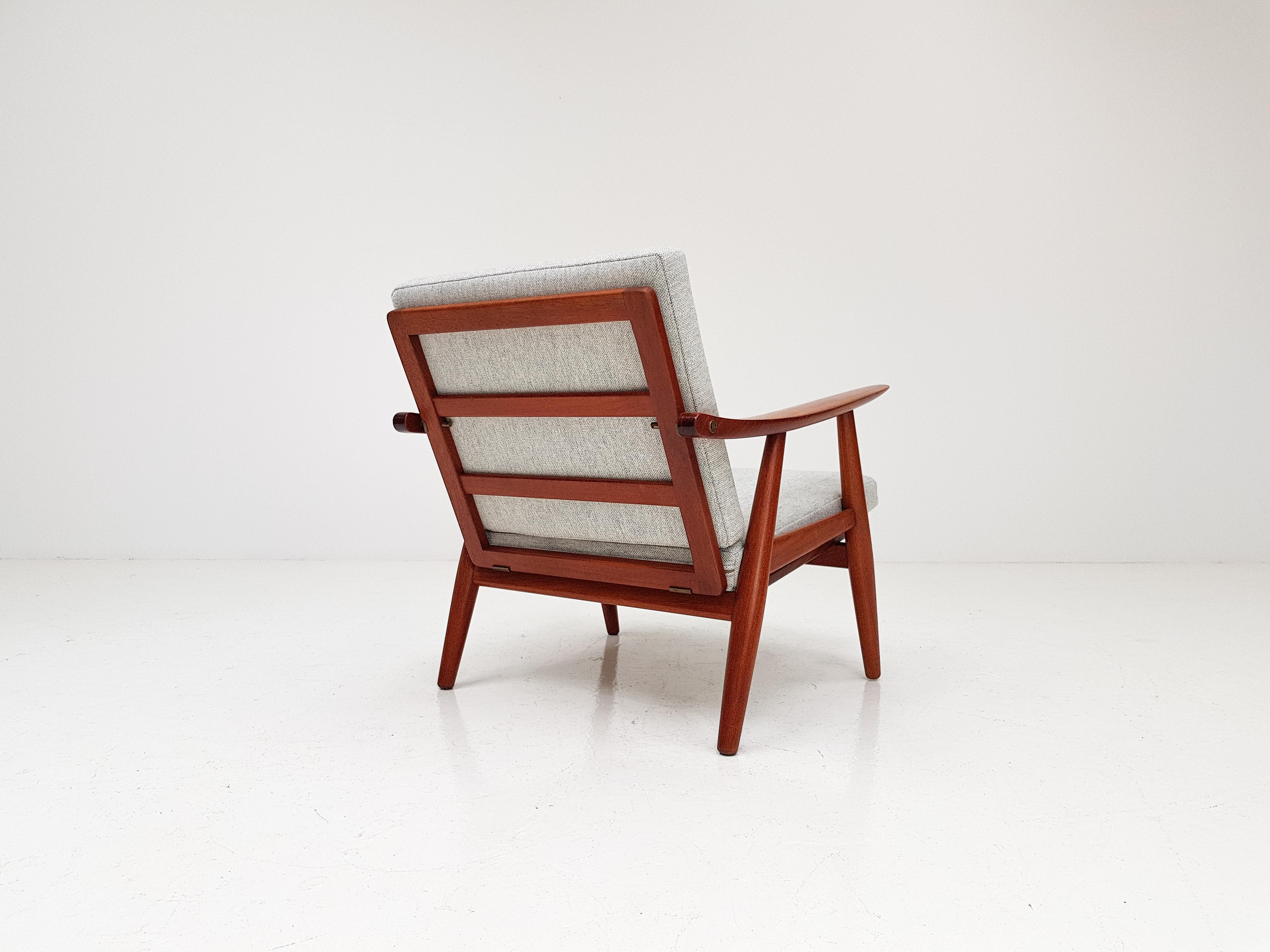 Hans J. Wegner GE-270 Teak Armchair in Kvadrat Fabric for GETAMA, Denmark, 1956 2