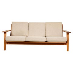 Vintage Hans J. Wegner Ge-290 3-Seater Sofa with Solid Oak and Beige Fabric