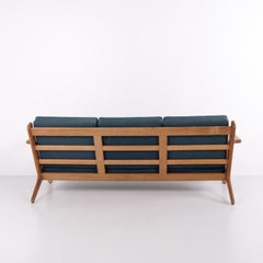 Hans J. Wegner GE-290/3 Dreisitzer-Sofa aus seifenbehandelter Eiche