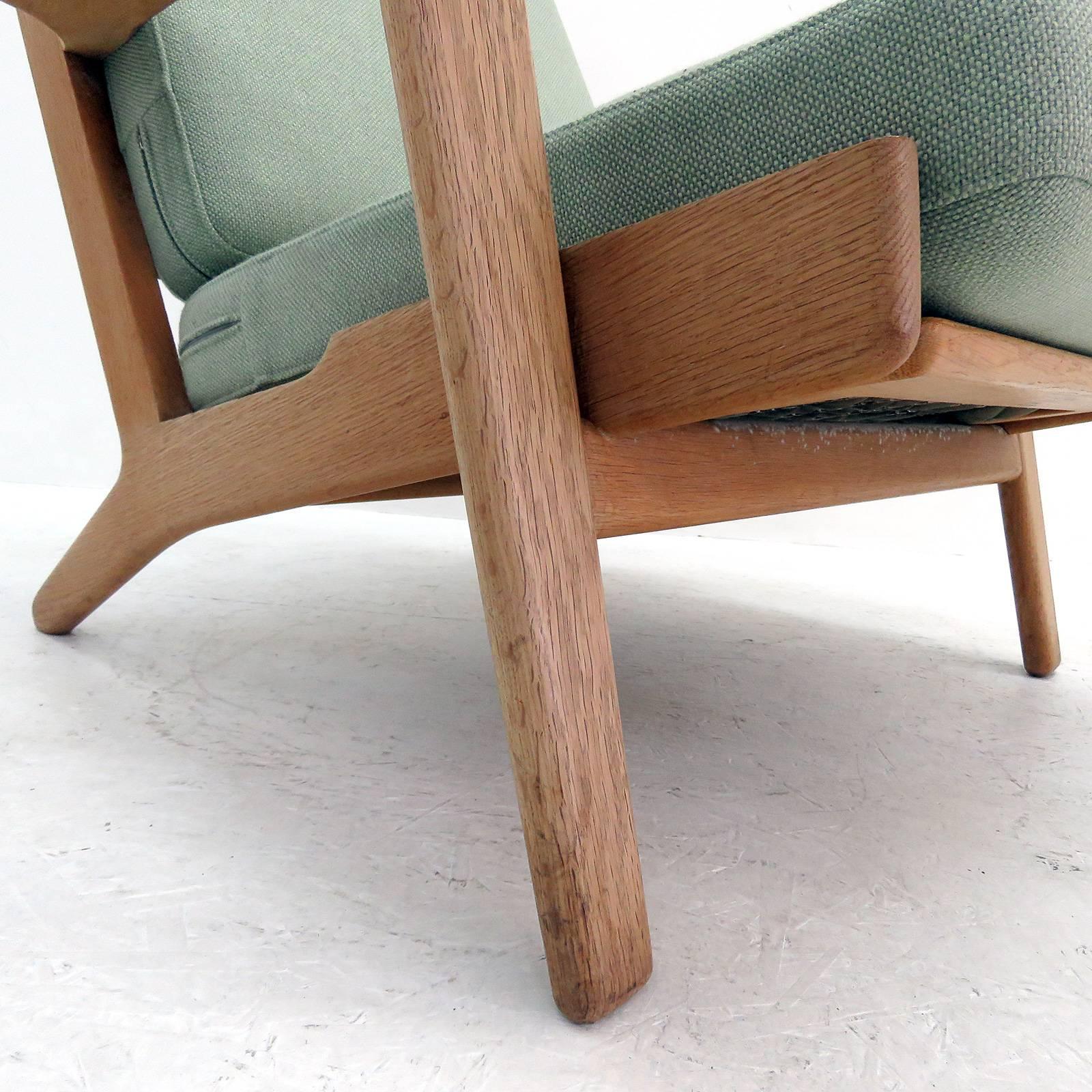 Wool Hans J. Wegner GE 290 High Back Chair