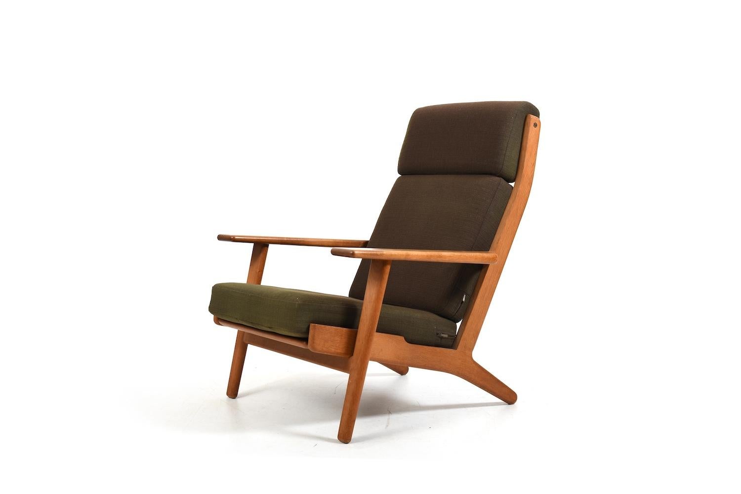 Danois Hans J. Wegner GE-290 Chaise longue à dossier haut années 1950 en vente
