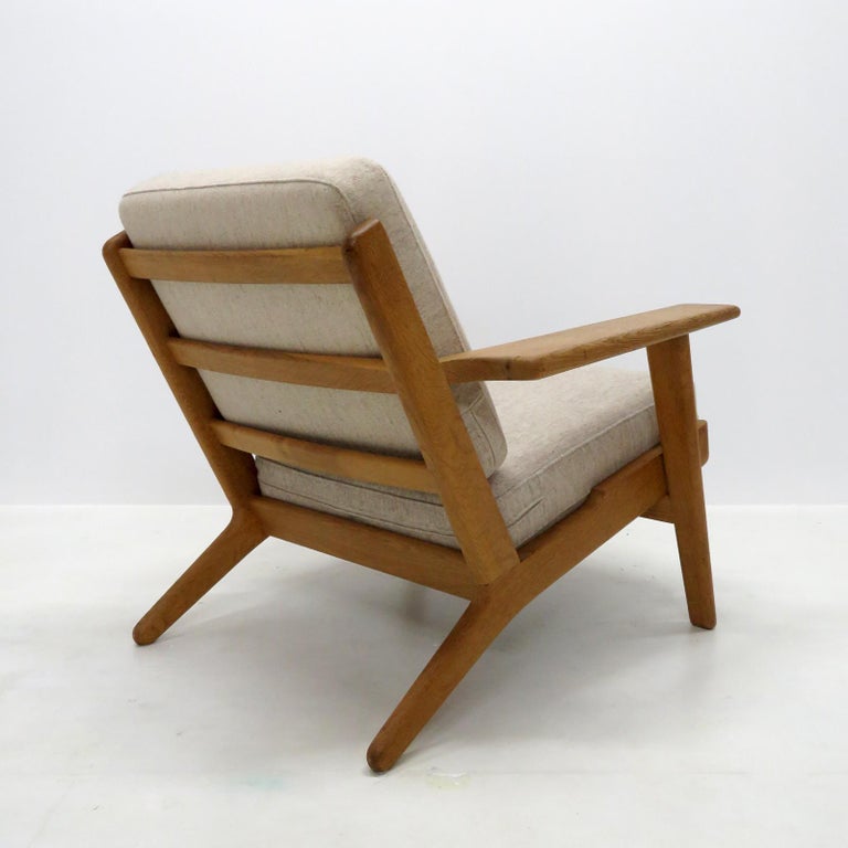 Hans J. Wegner GE 290 Lounge Chair, 1950 For Sale 1