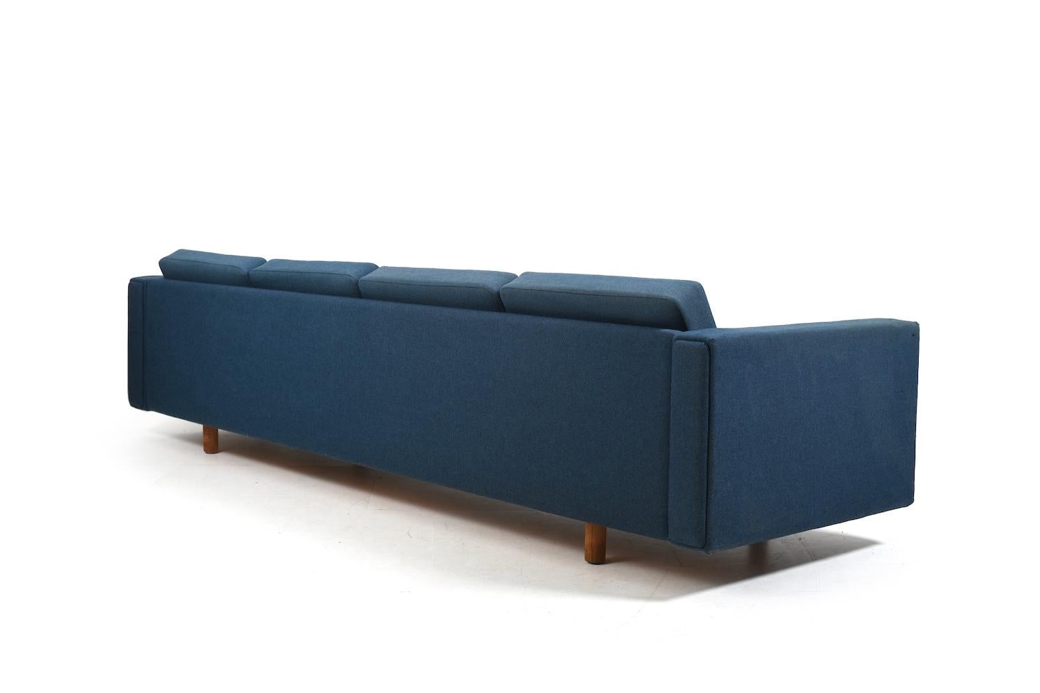 Hans J. Wegner Sofá GE-300/4 Getama Dinamarca Años 60 en venta 3