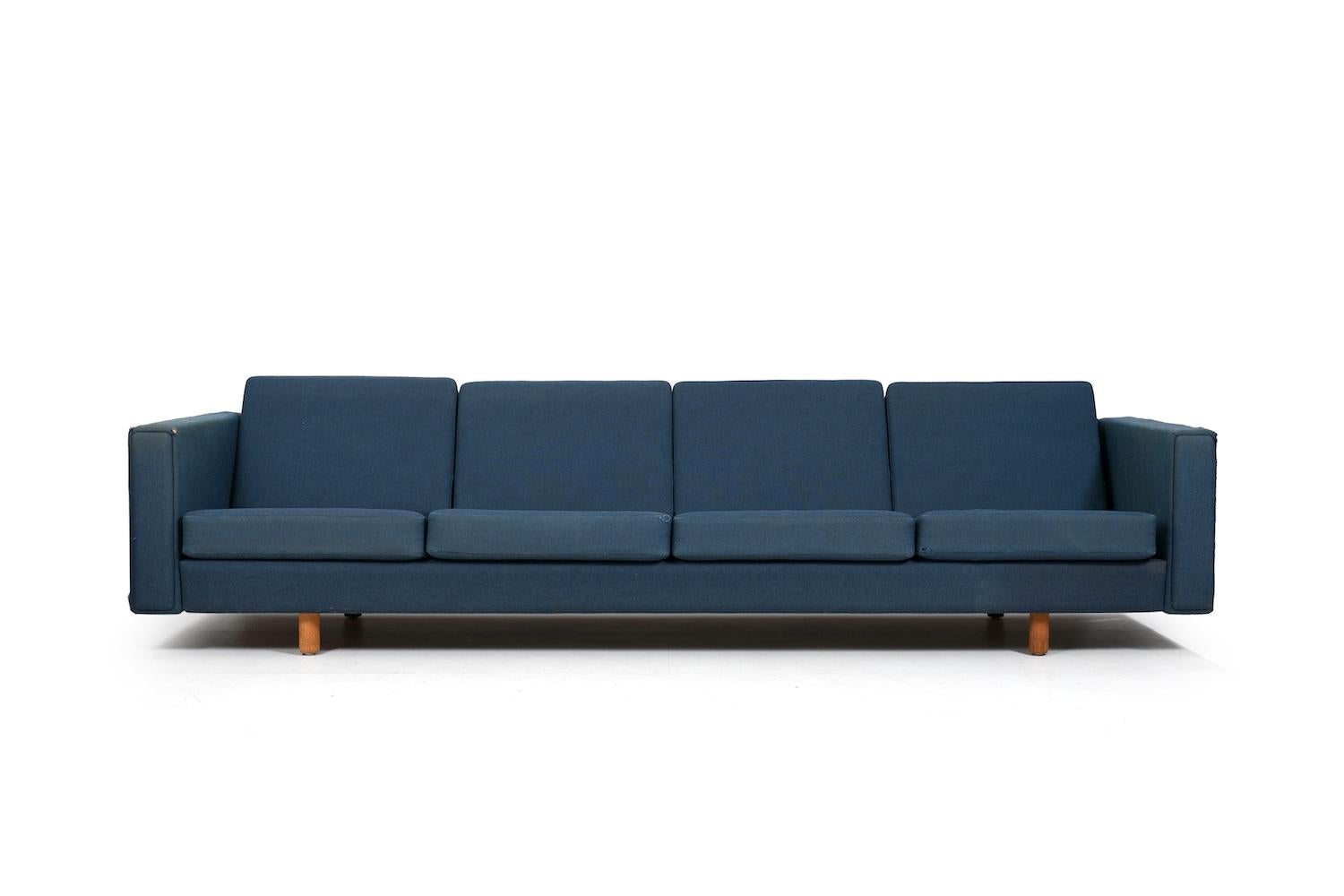 Hans J. Wegner Sofá GE-300/4 Getama Dinamarca Años 60 Danés en venta