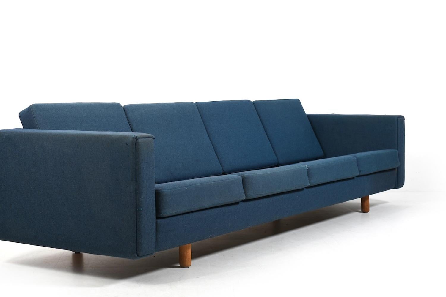 Hans J. Wegner Sofá GE-300/4 Getama Dinamarca Años 60 en venta 1