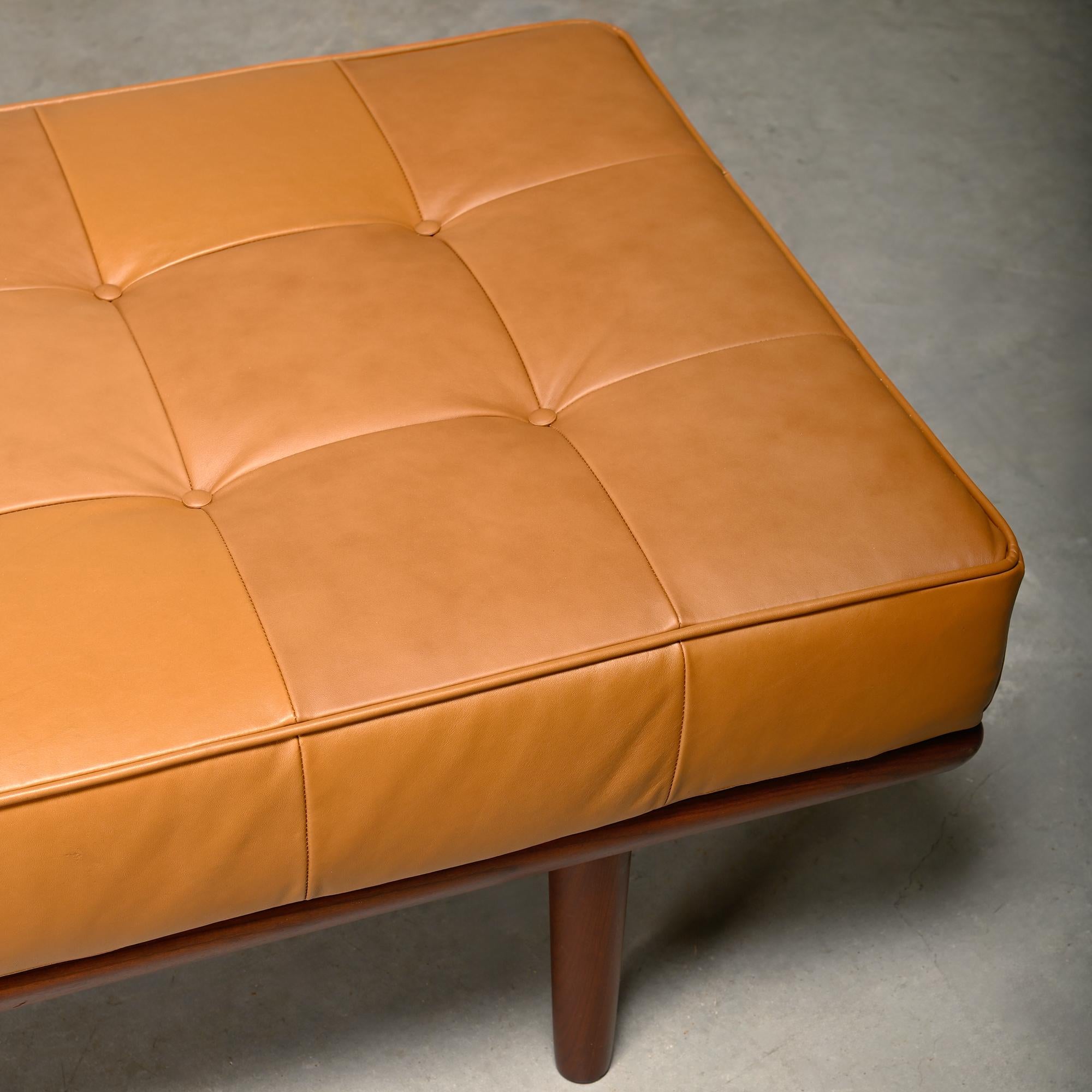 Hans J. Wegner GE19 Daybed in Teak und Kamelleder für Getama Dänemark 1960s im Angebot 4
