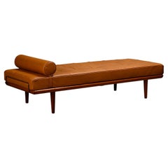 Hans J. Wegner GE19 Daybed with Teak and Camel Leather for Getama Denmark 1960s