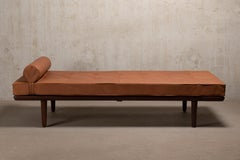 Hans J. Wegner GE19 Teak Daybed in Cognac Leather for GETAMA, Denmark