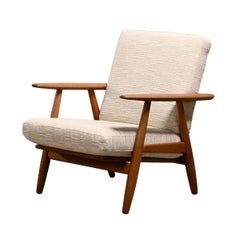 Hans J. Wegner GE240 'Sigar' Lounge Chair in Oak and Pierre Frey Fabric, Denmark