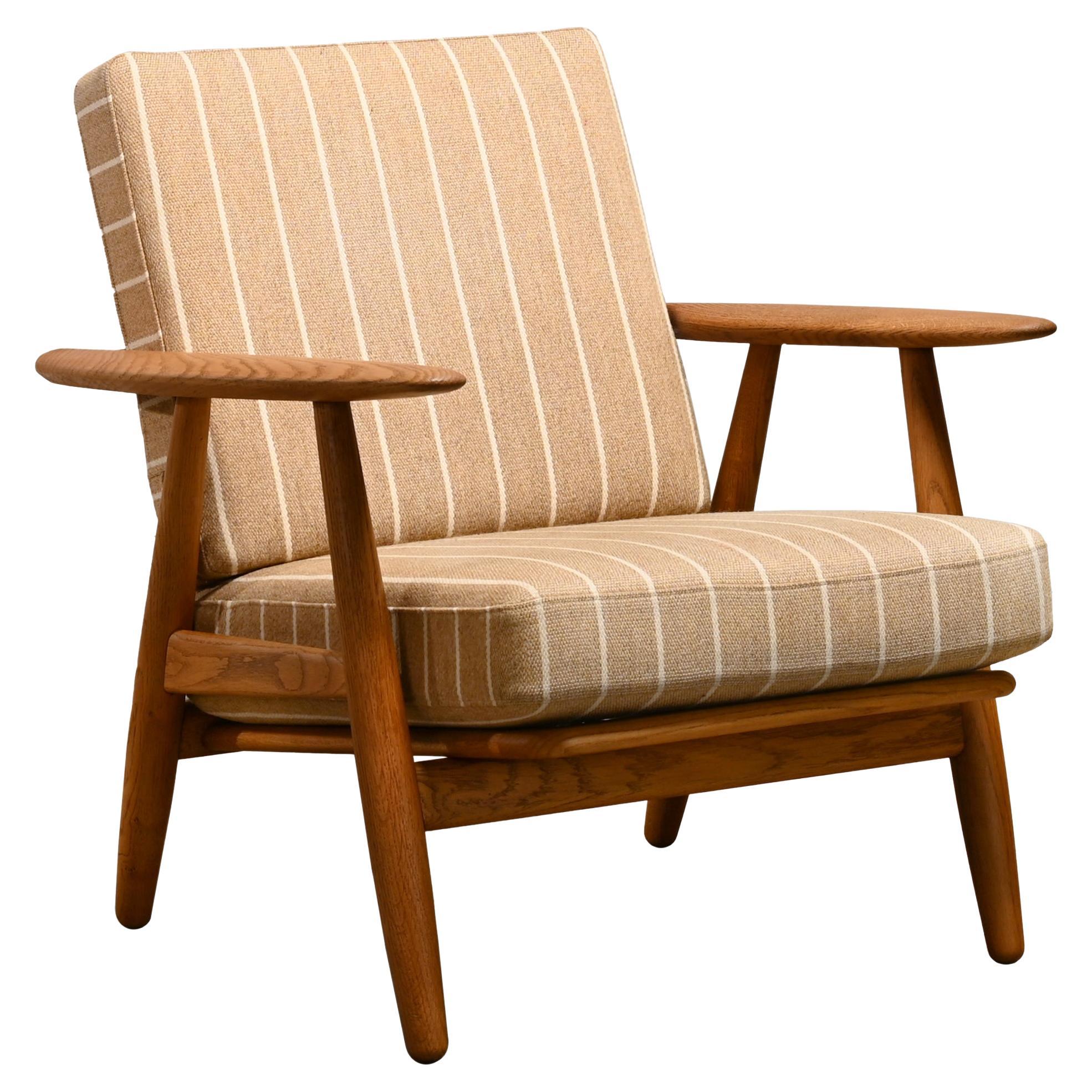Hans J. Wegner GE240 'Sigar' Lounge Chair in Oak for GETAMA