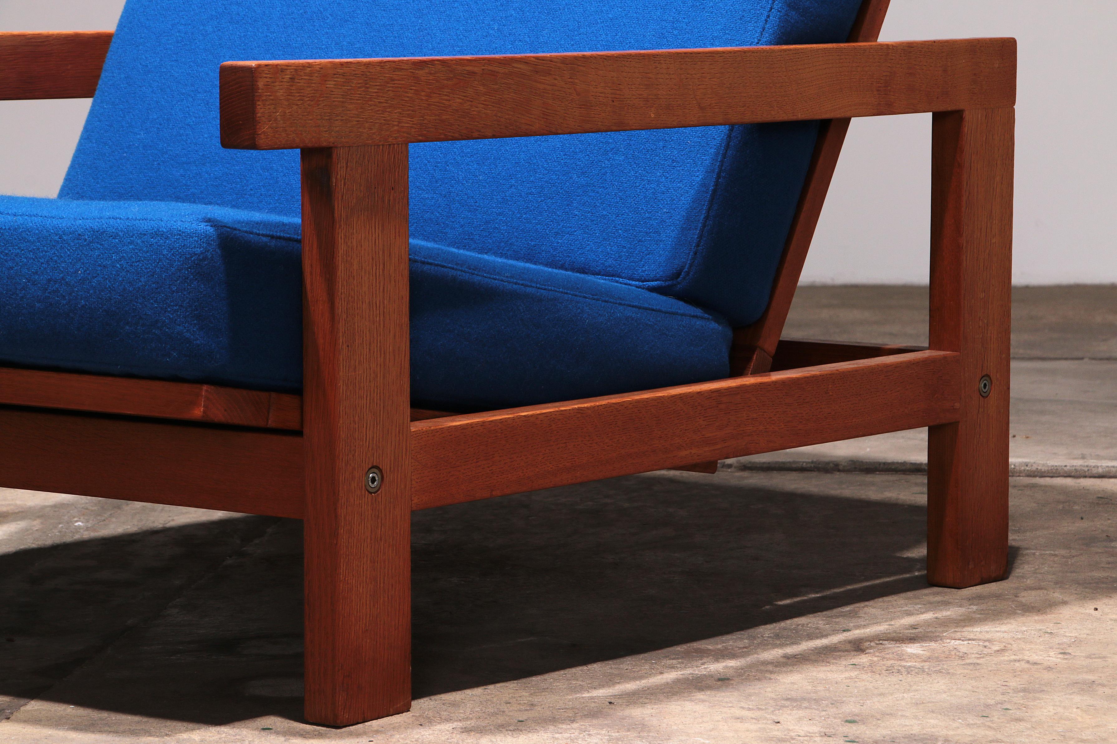 Hans J Wegner GE421 Getama Oak Relax Armchair with Adjustable Backrest For Sale 3