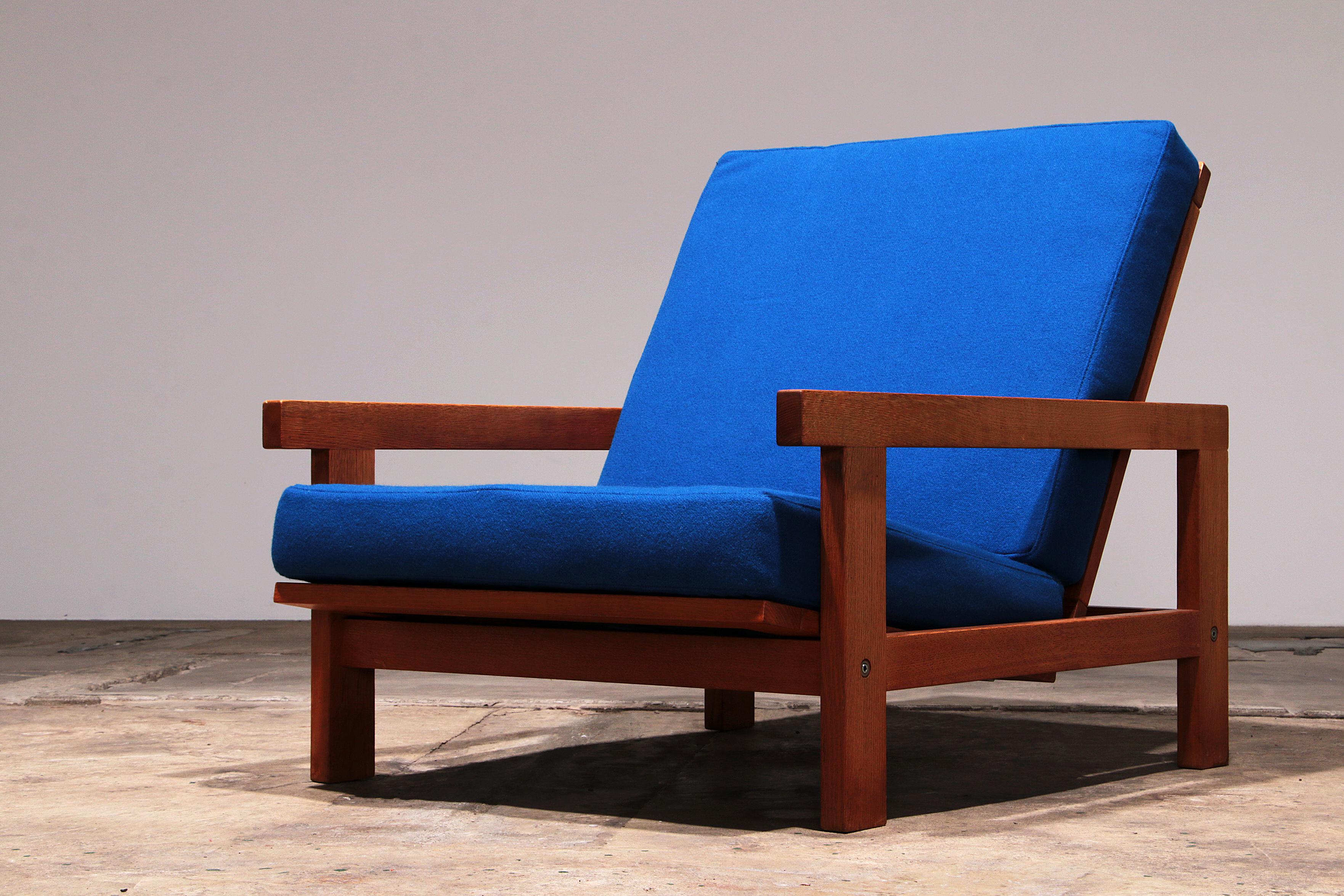 Hans J Wegner GE421 Getama Oak Relax Armchair with Adjustable Backrest For Sale 2