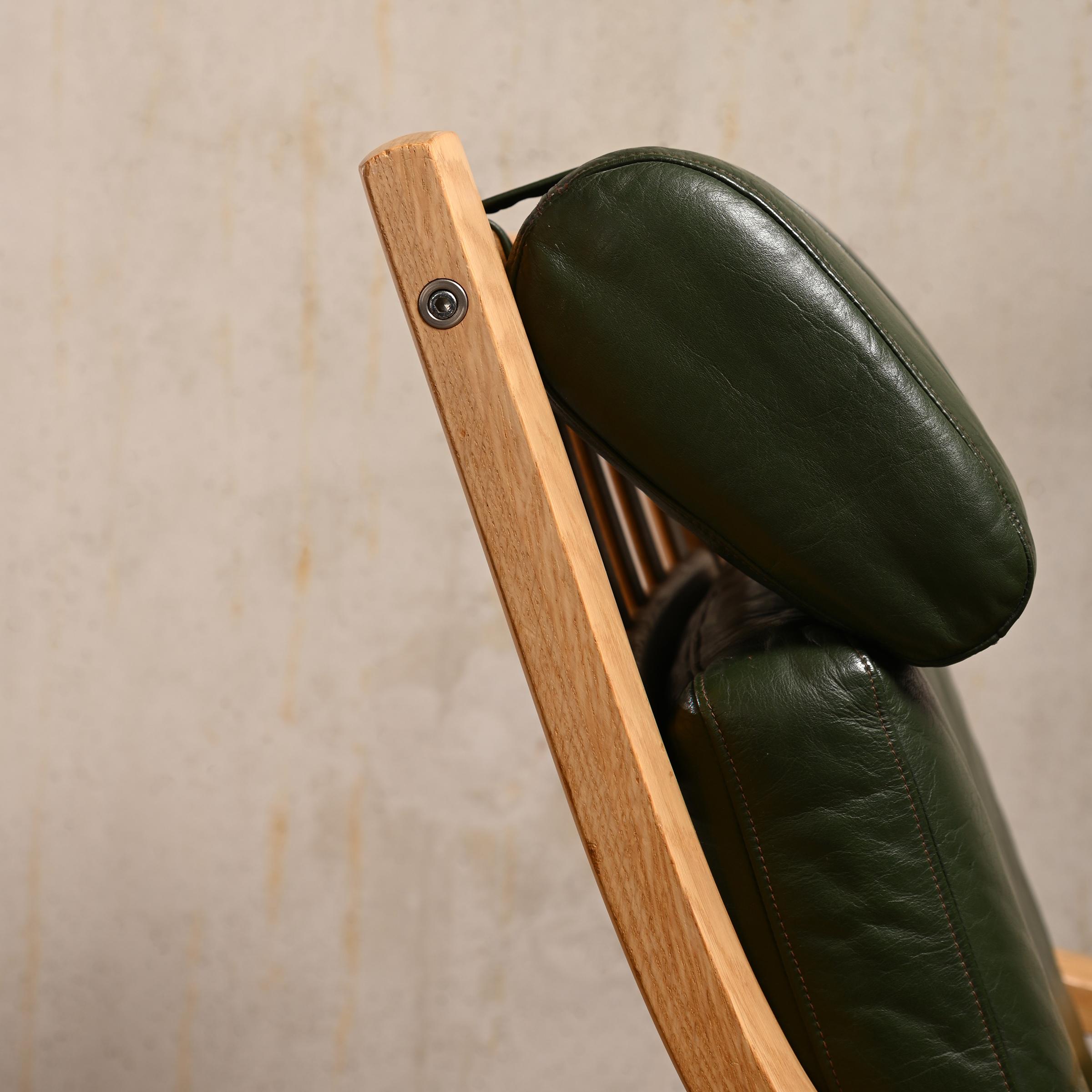 Chaise longue et pouf en chêne et cuir vert Hans J. Wegner GE530, GETAMA 6
