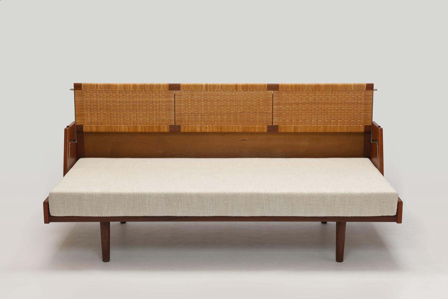 hans wegner getama sofa