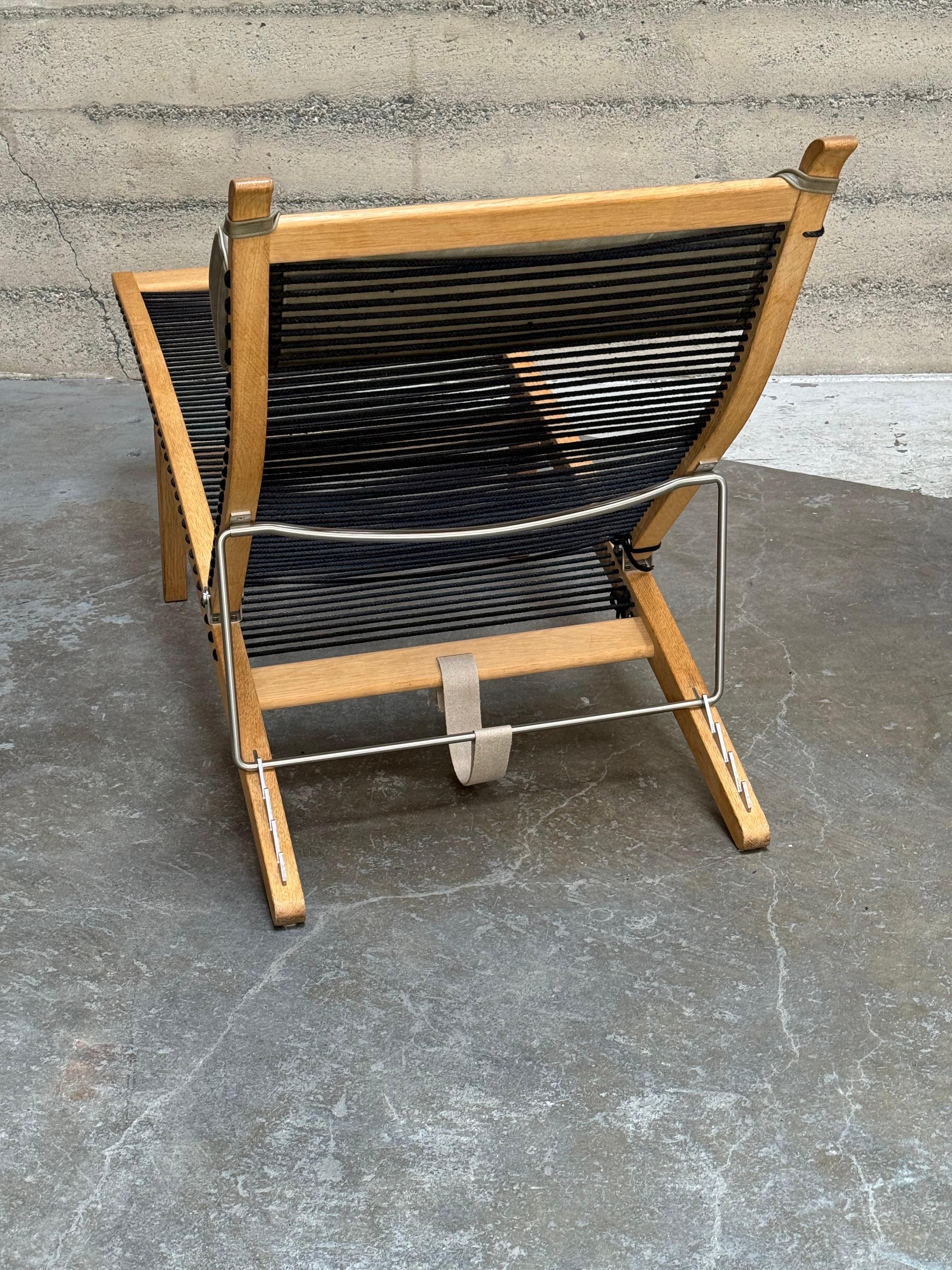 Hans J. Wegner Halyard Deckchair in Oak For Sale 3