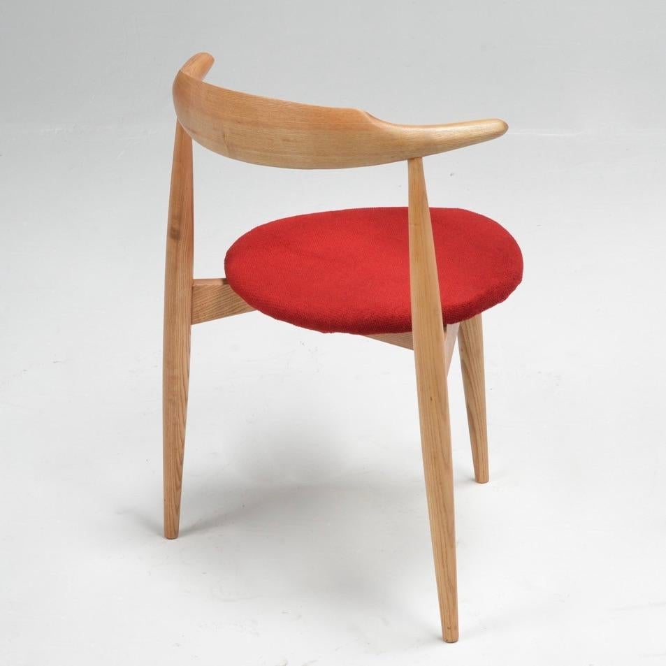 Fabric Hans J. Wegner Heart Chair For Sale