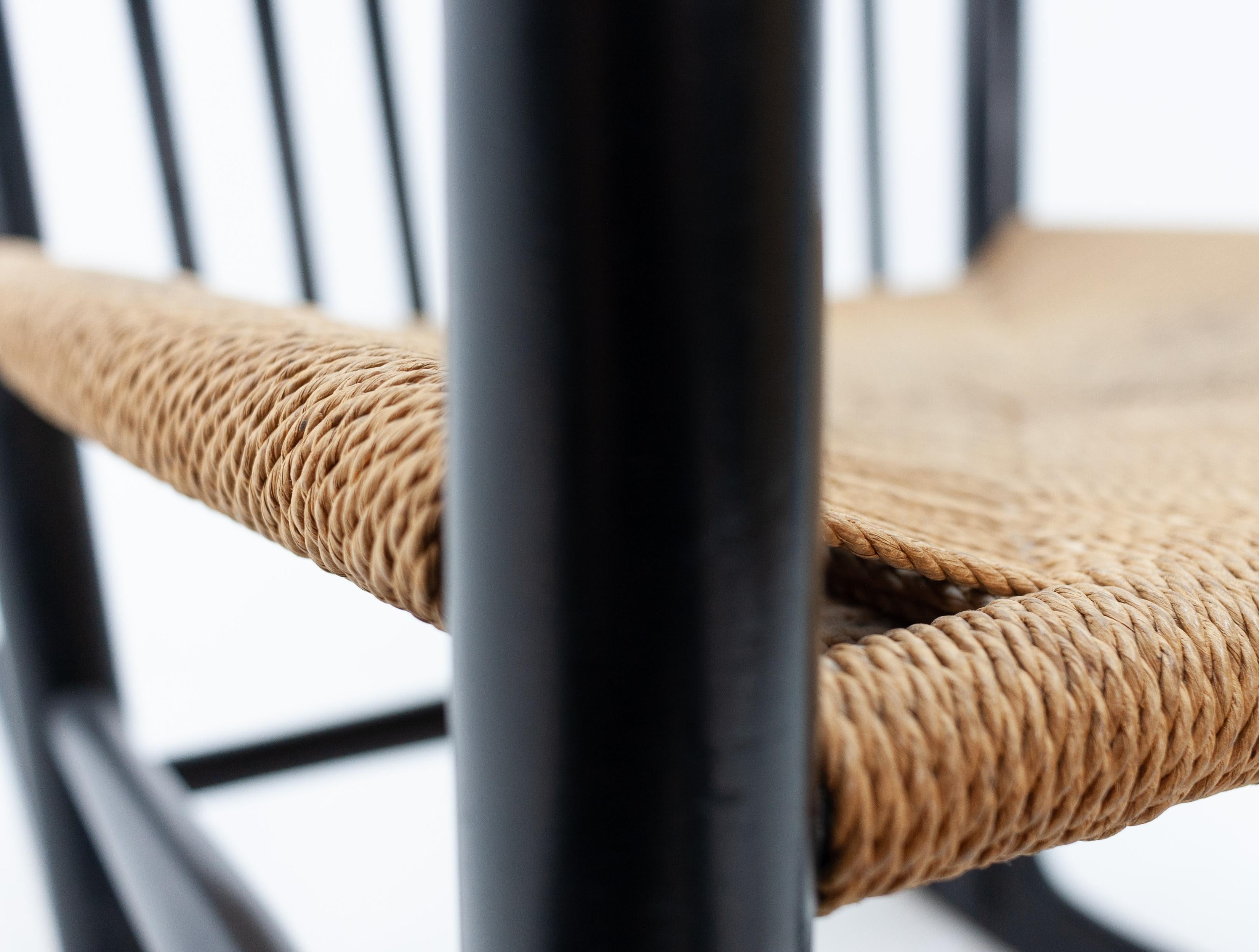 Hans J. Wegner J16 Rocking Chair 4