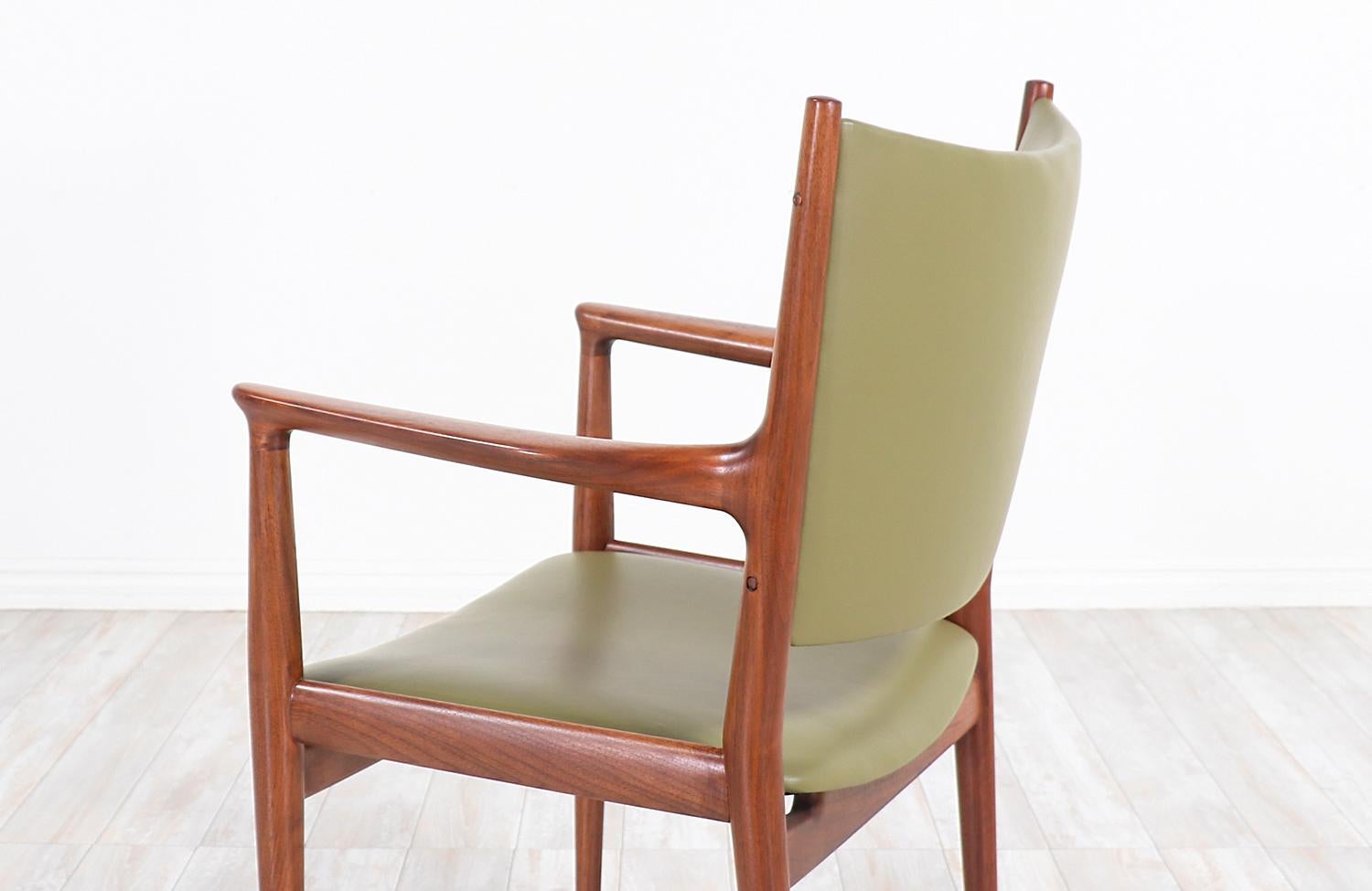 Hans J. Wegner JH-509 Armchairs for Johannes Hansen 5