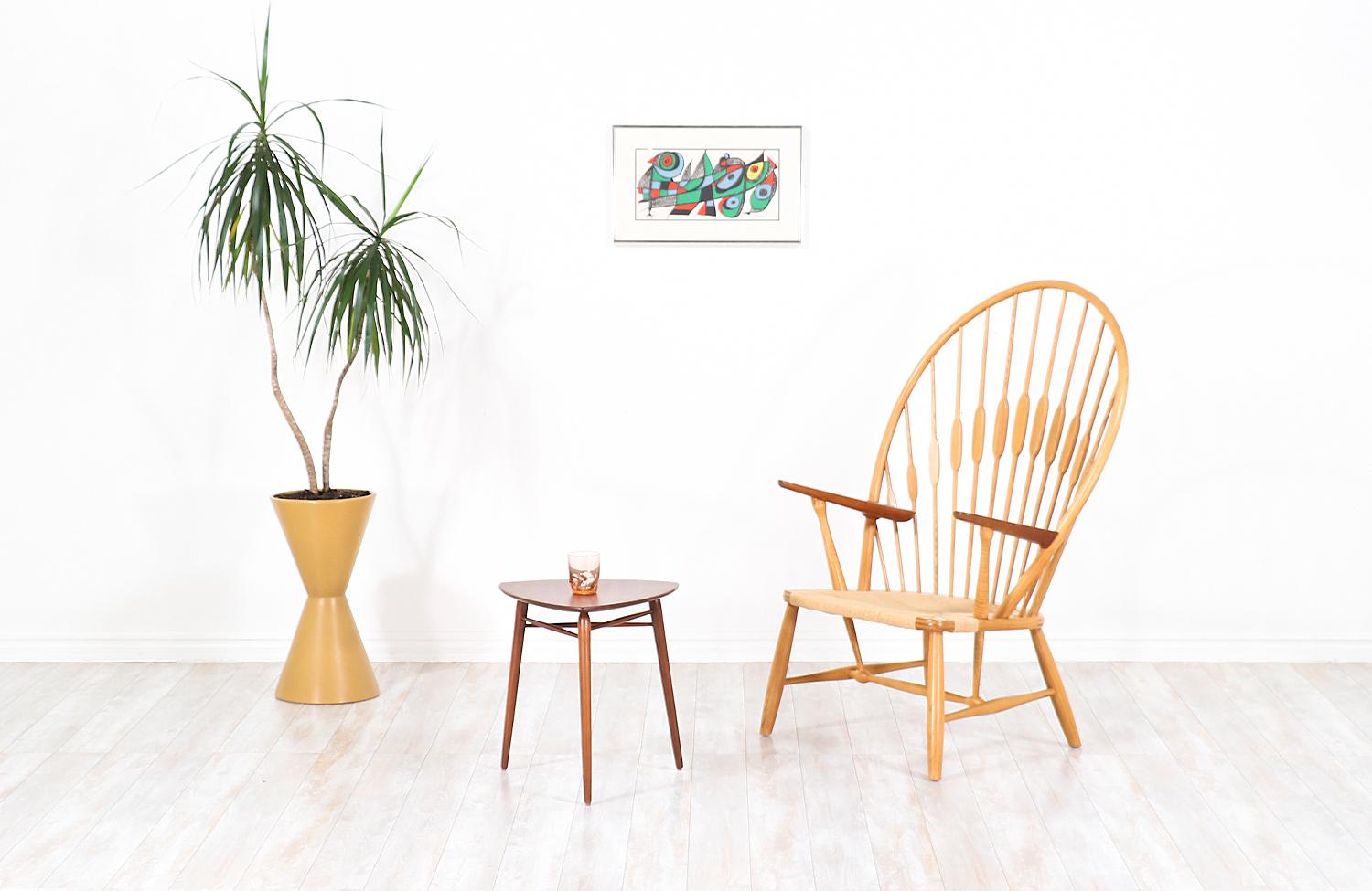 Hans J. Wegner JH-550 Peacock Chair for Johannes Hansen 1