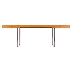 Scrivania Hans J. Wegner "JH 810" in quercia, Danimarca, anni '70