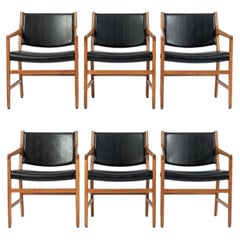 Hans J. Wegner JH507 Oak Dining Armchairs for Johannes Hansen (Attr.) Circa 1965
