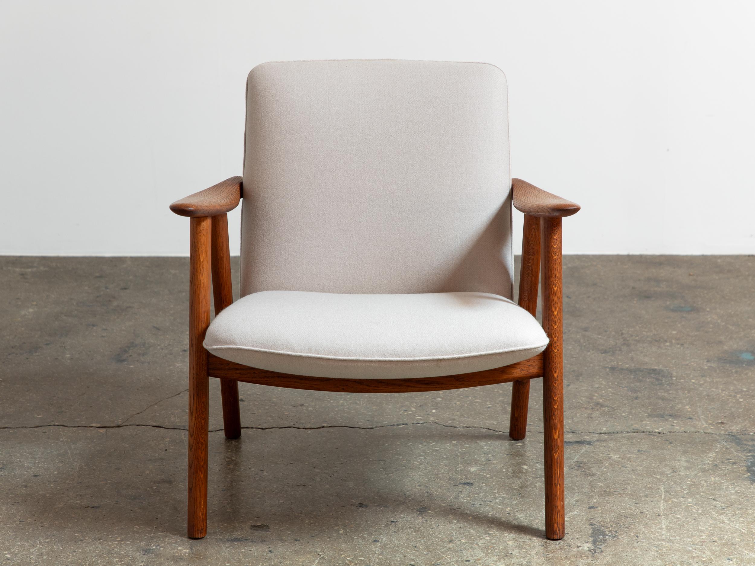 Scandinave moderne Hans J. Wegner JH517 