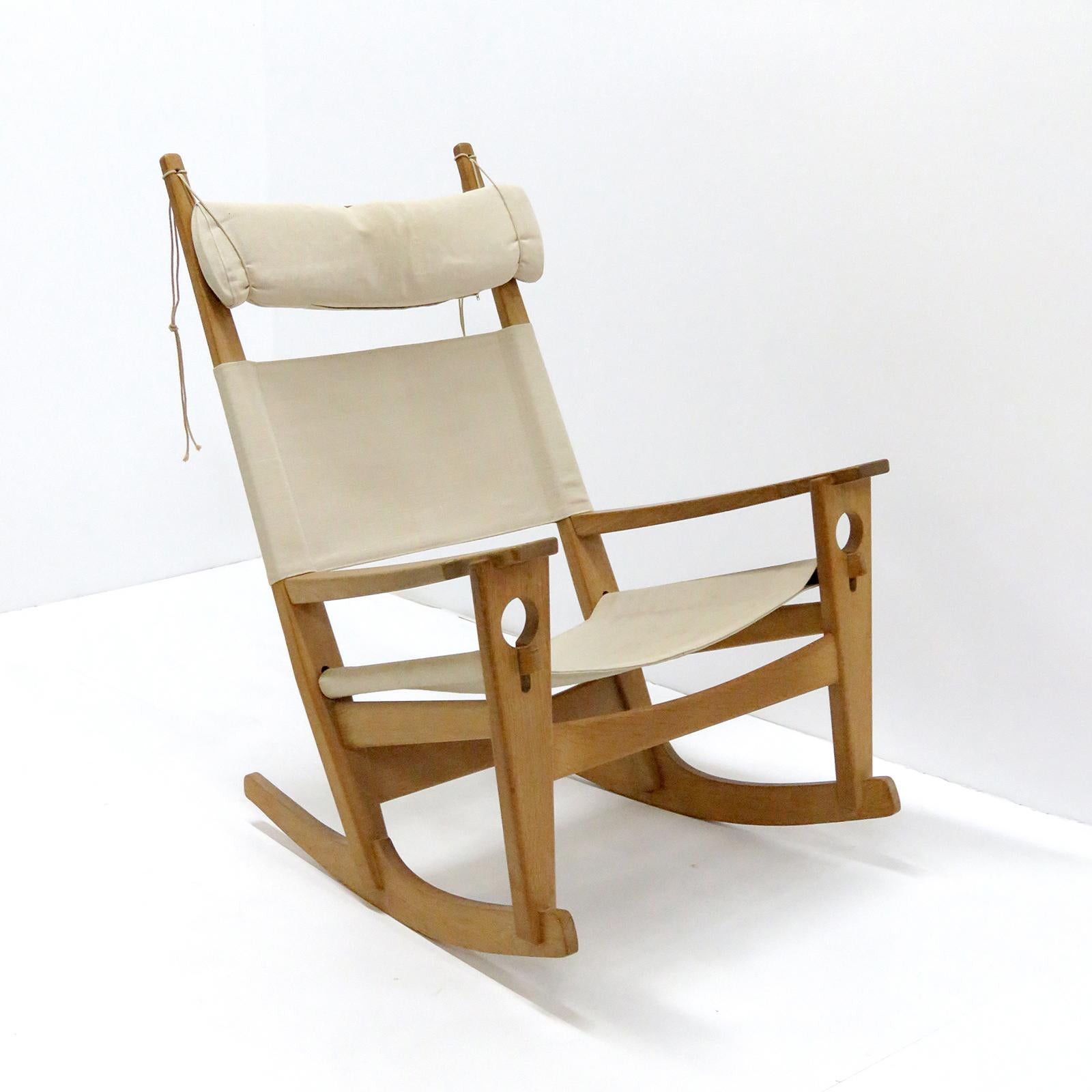 Scandinavian Modern Hans J. Wegner 'Keyhole' Rocking Chair, 1967