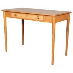 Hans J. Wegner Lady Desk