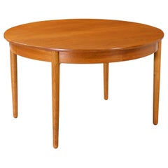 Hans J. Wegner Large Expanding Round Dining Table for Andreas Tuck