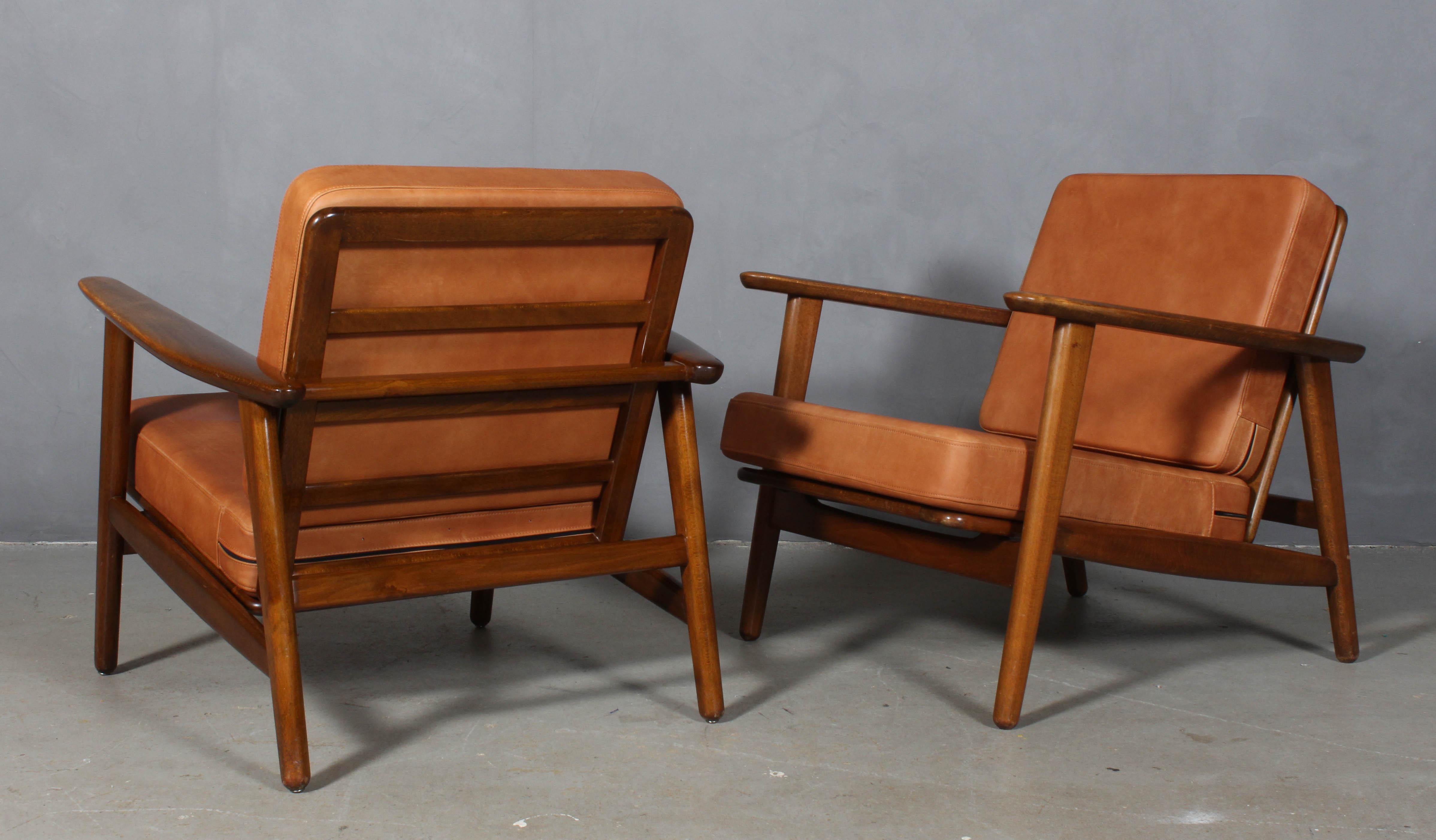 Hans J. Wegner Lounge Chair, Model 233, Cognac Aniline Leather 1