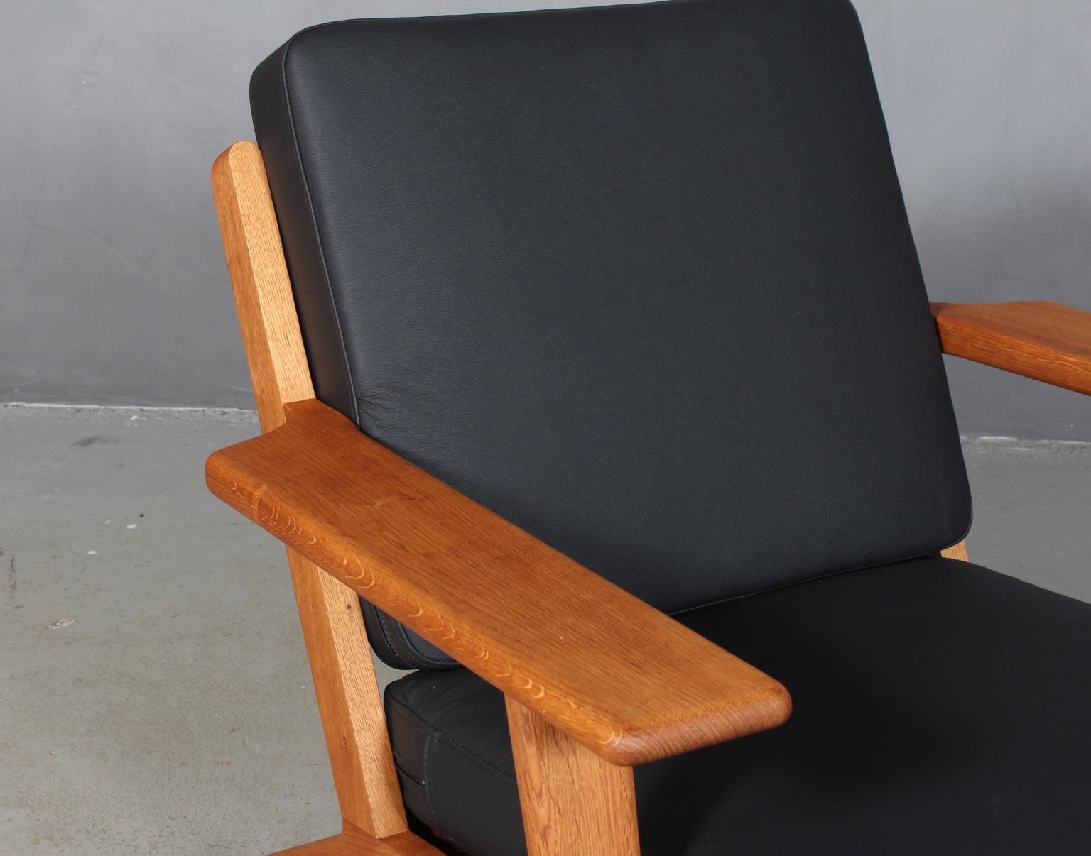 Mid-Century Modern Hans J. Wegner, Lounge Chair, Model 290, Oak and Buffalo Leather