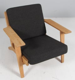 Hans J. Wegner, Lounge Chair, Model 290, soap treated Oak, 1970s Denmark