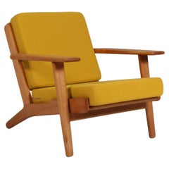 Hans J. Wegner, Lounge Chair, Model 290, soap treated Oak, 1970s Denmark