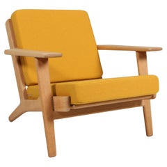 Hans J. Wegner, Lounge Chair, Model 290, soap treated Oak, 1970s Denmark