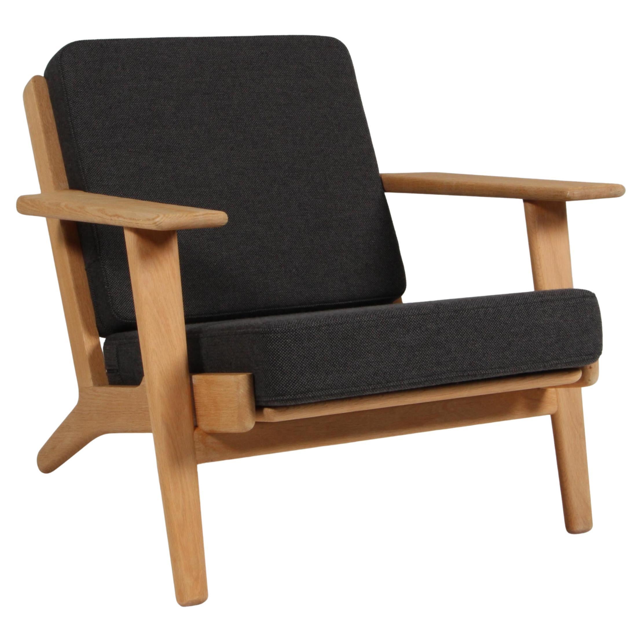 Hans J. Wegner, Lounge Chair, Model 290, soap treated Oak, 1970s Denmark