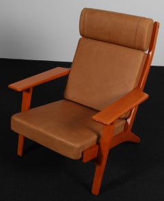 Hans J. Wegner Model 290A Lounge Chair, Beech & Leather, Mid-Century