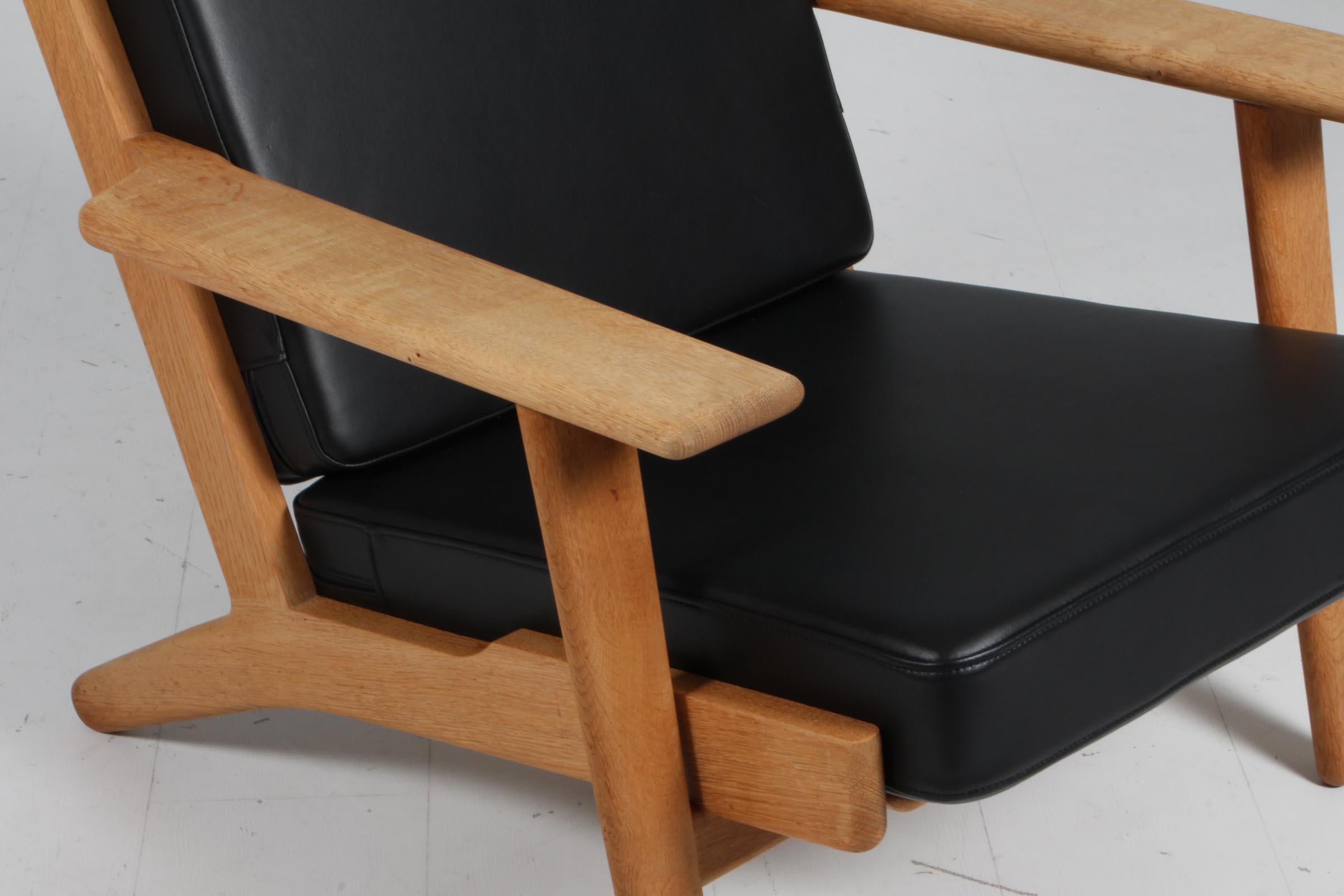 Hans J. Wegner, Silla de salón, Modelo 290A, roble Moderno de mediados de siglo en venta
