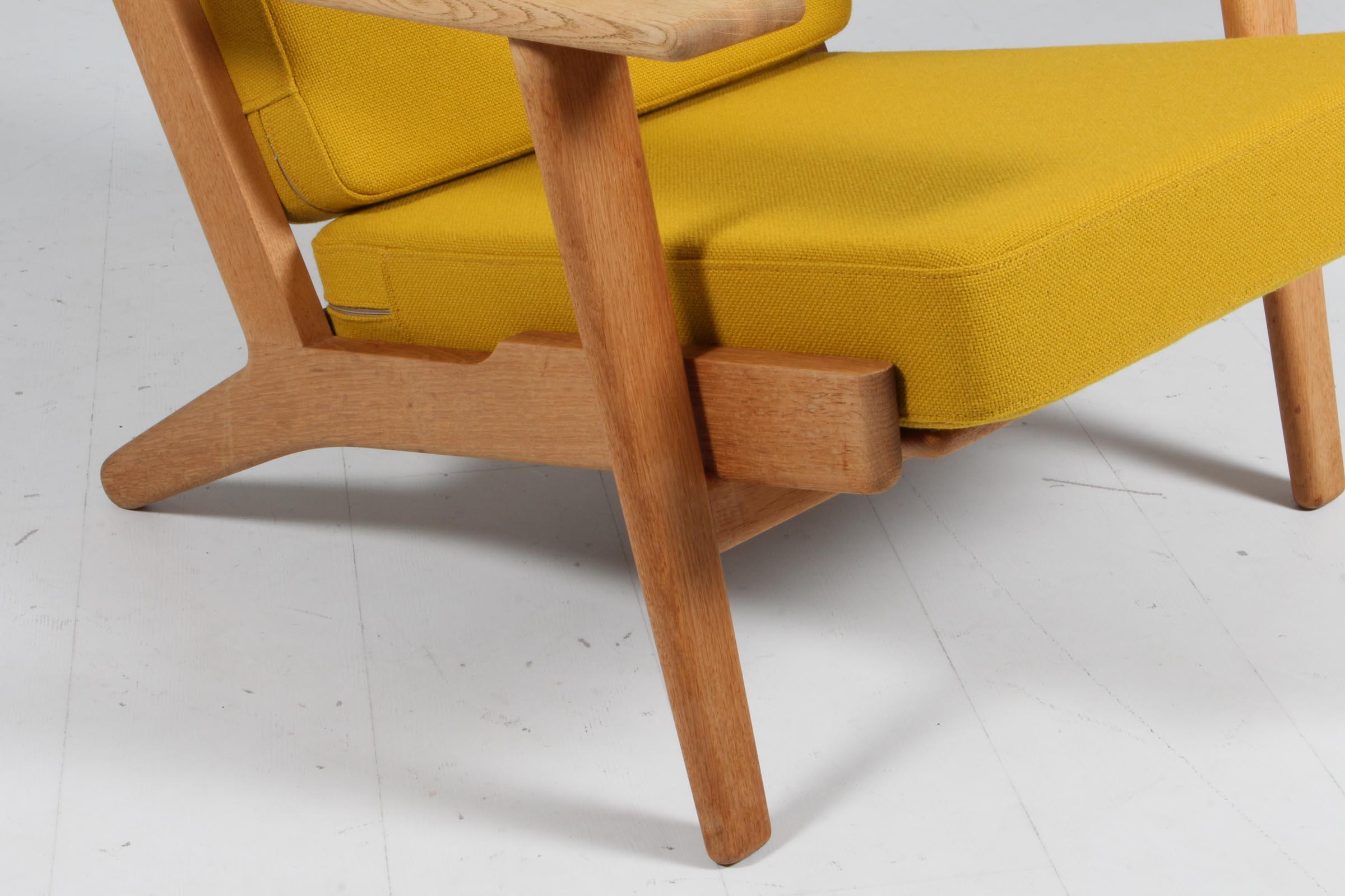 Hans J. Wegner, Silla de salón, Modelo 290A, roble Danés en venta