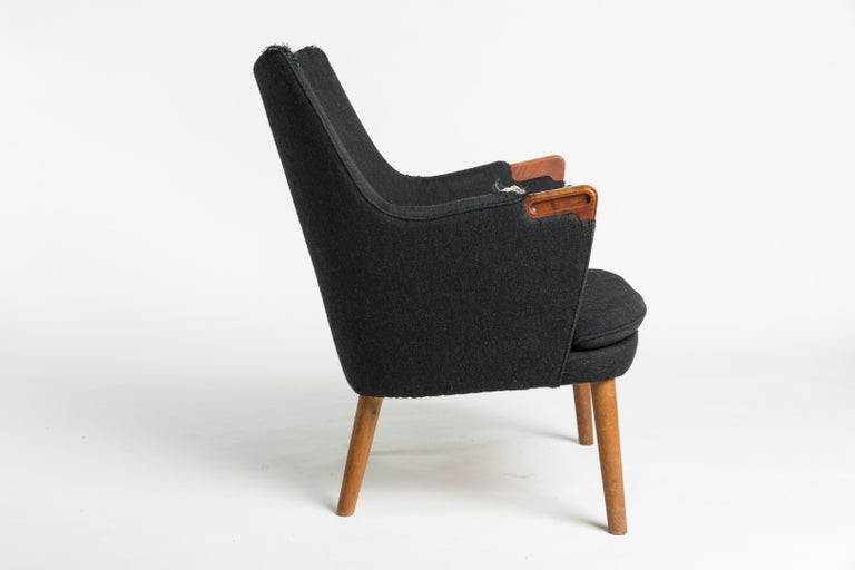 Hans J. Wegner. Lounge Chair, Model AP20, Oak and Teak AP 20 AP-20 at  1stDibs | herman miller stol, bamsestolen