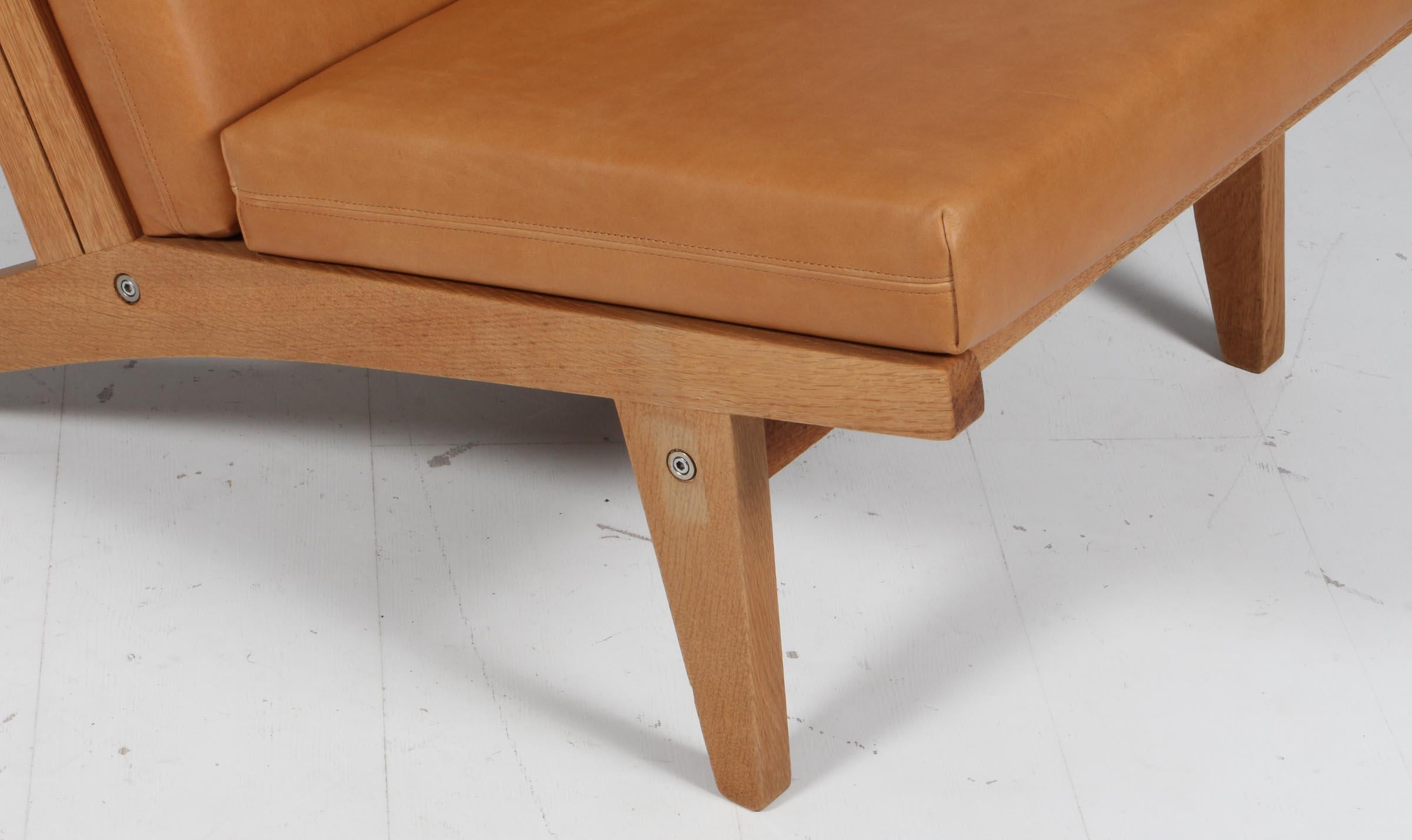 Danois Fauteuil de salon Hans J. Wegner, modèle GE-370 en vente