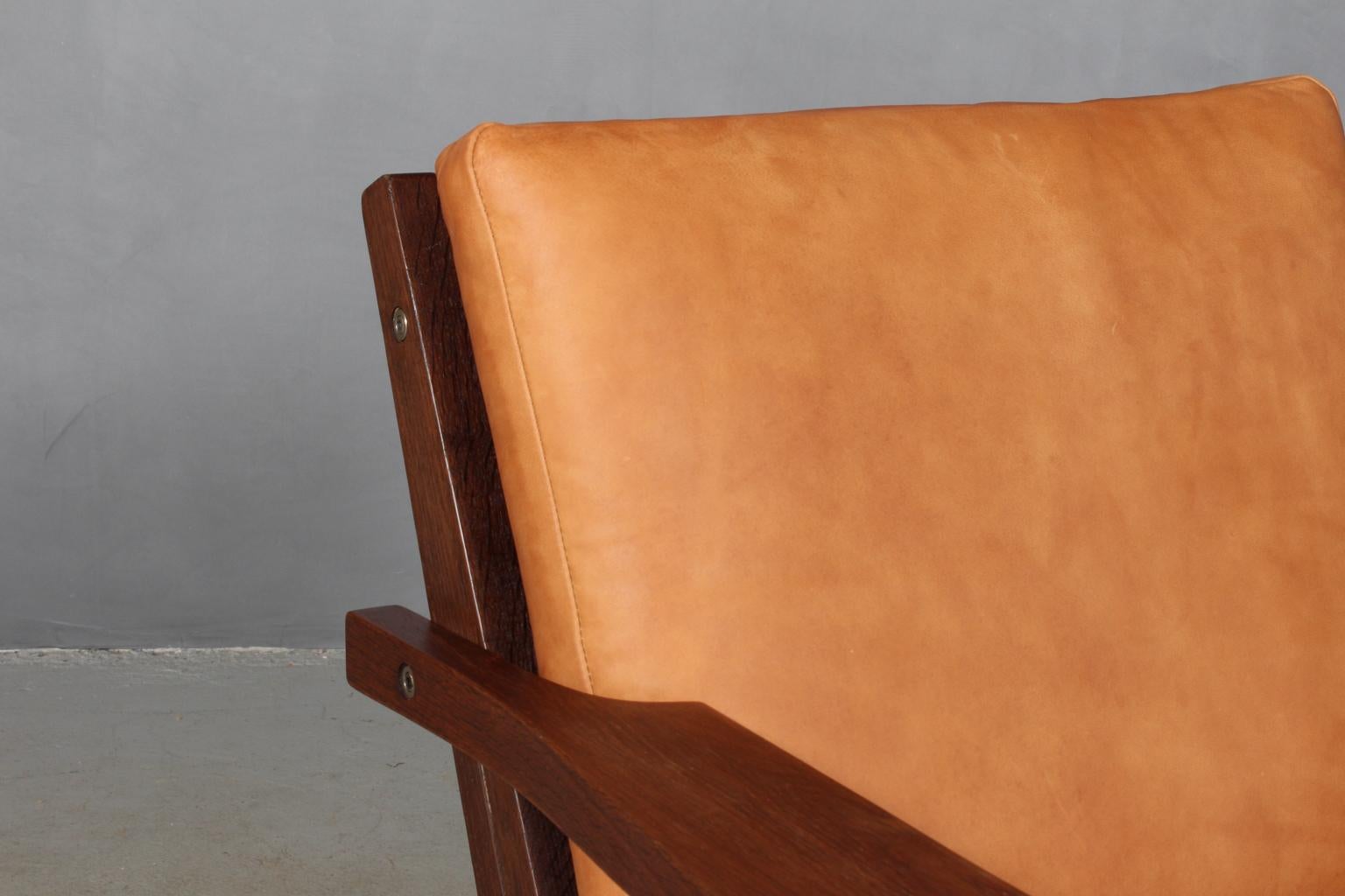 Hans J. Wegner Lounge Chair, Model GE-370 In Good Condition In Esbjerg, DK