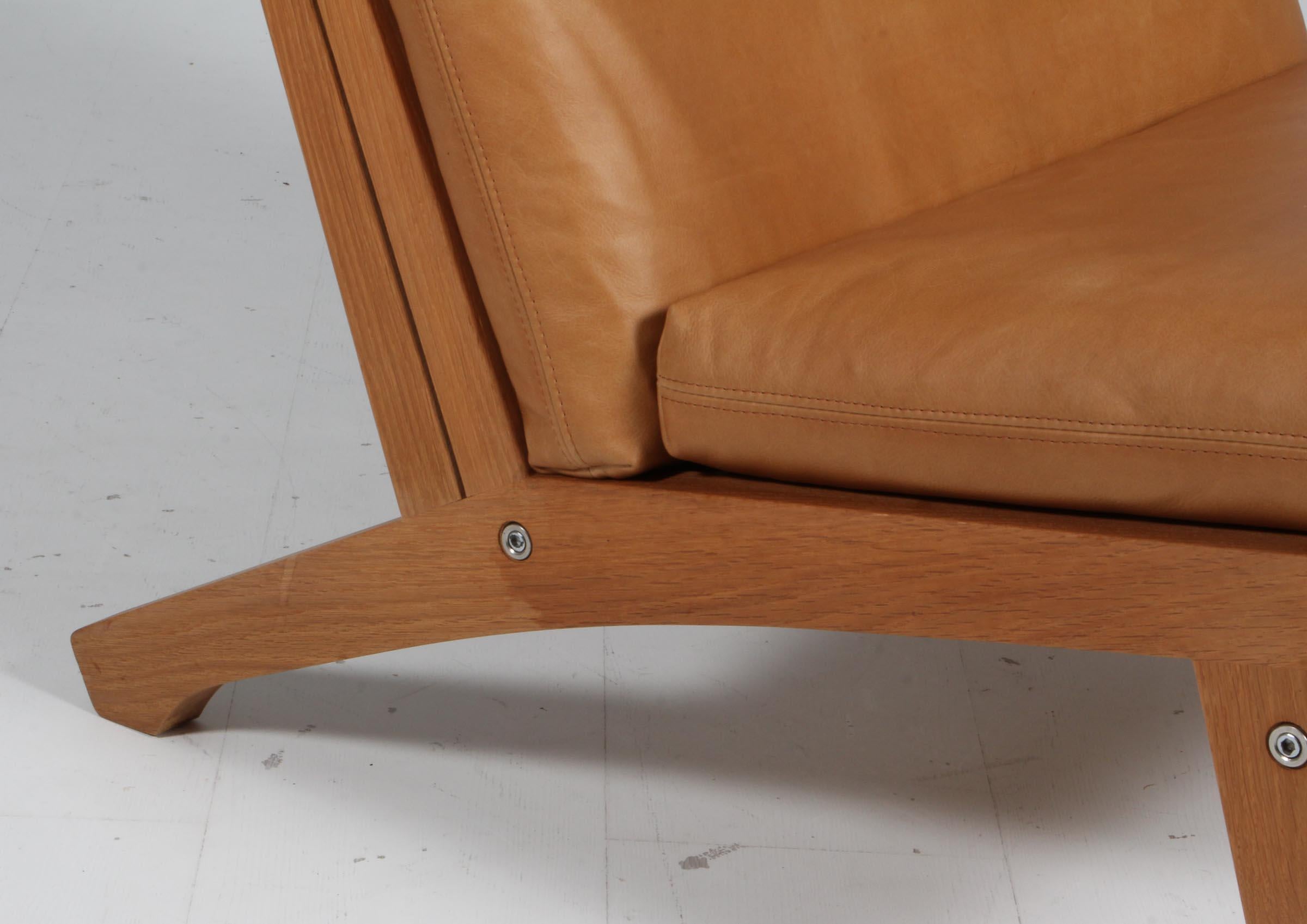 Hans J. Wegner Lounge Chair, Model GE-370 In Excellent Condition For Sale In Esbjerg, DK