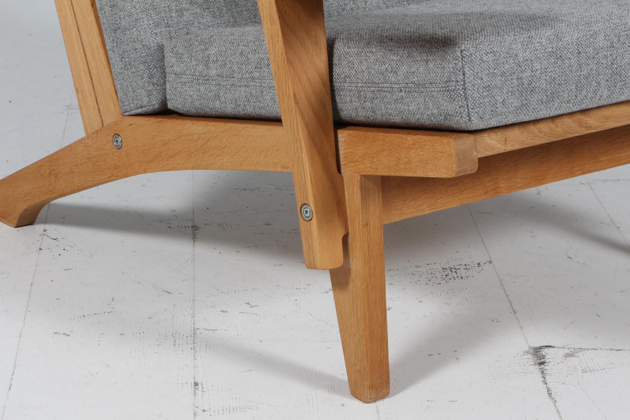 Fauteuil de salon Hans J. Wegner, modèle GE-370 Bon état - En vente à Esbjerg, DK