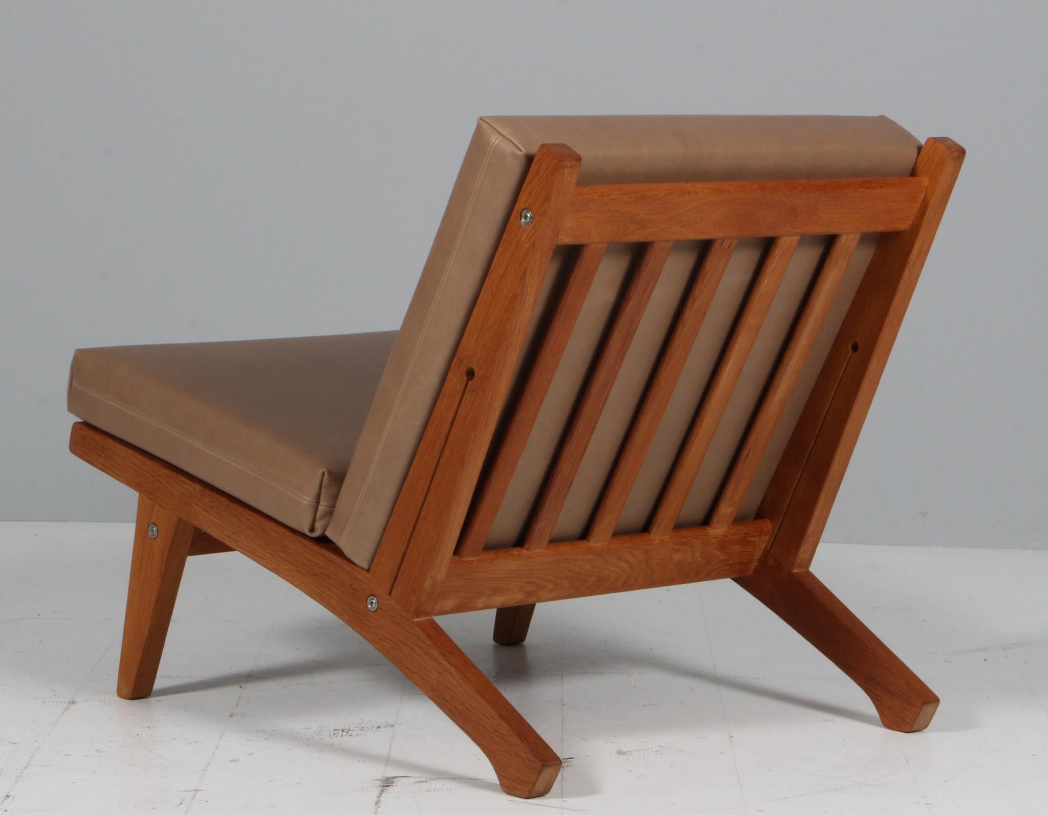 Laine Fauteuil de salon Hans J. Wegner, modèle GE-370 en vente