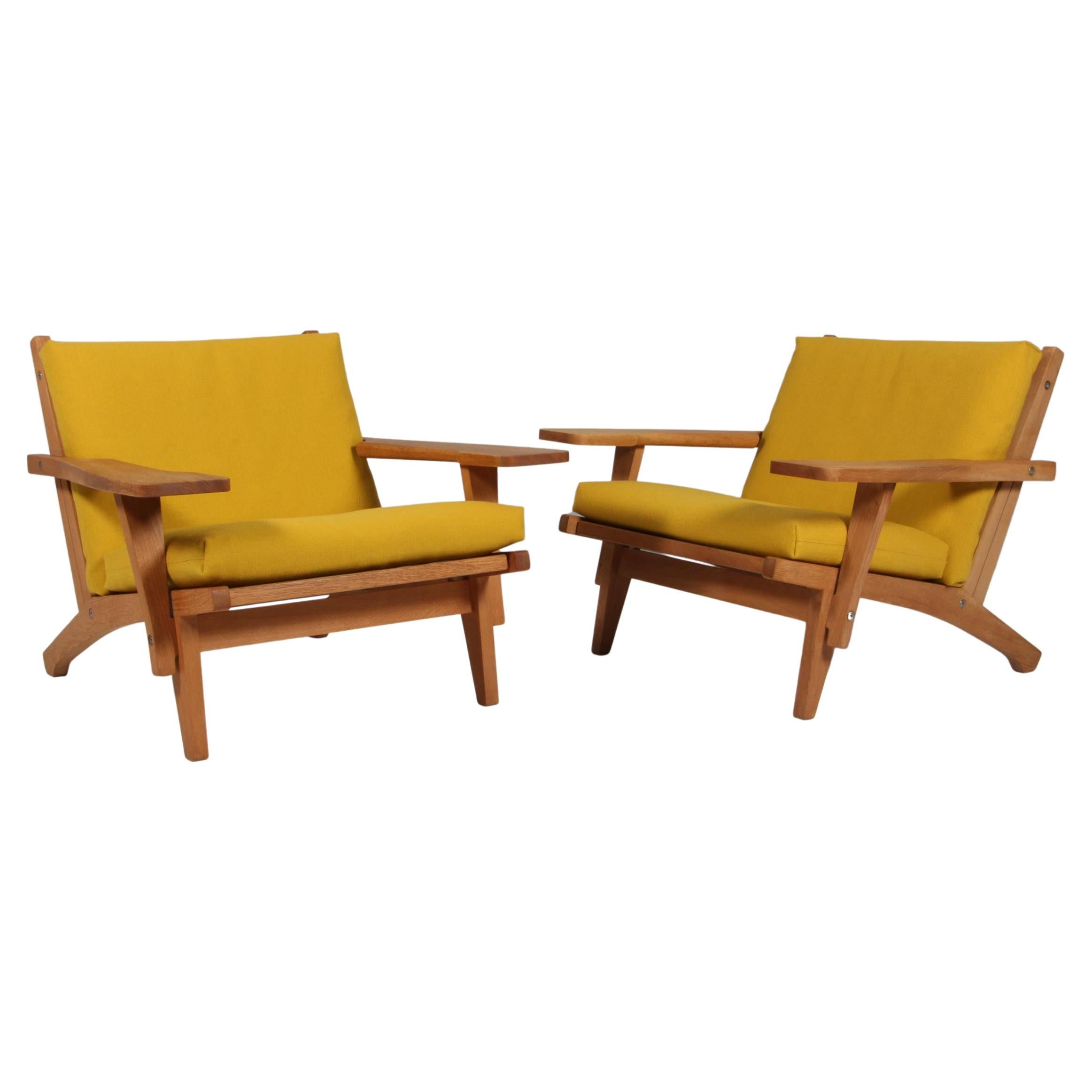Hans J. Wegner Lounge Chair, Model GE-370
