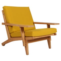 Hans J. Wegner Lounge Chair, Model GE-370