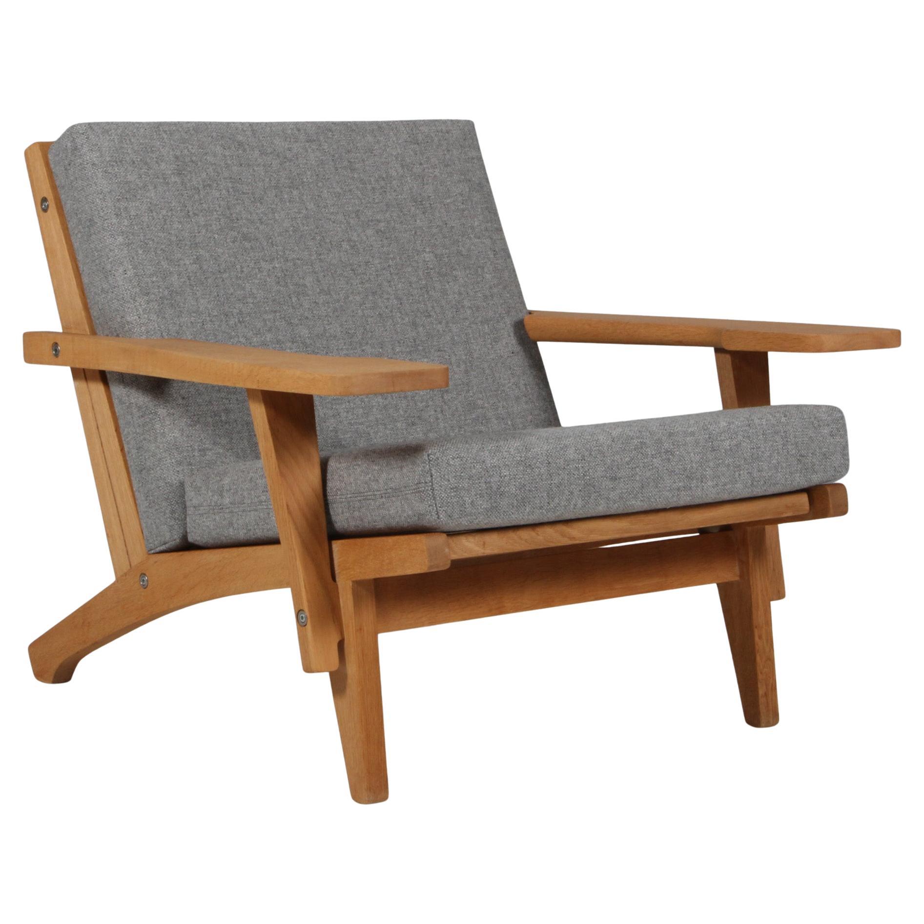 Fauteuil de salon Hans J. Wegner, modèle GE-370