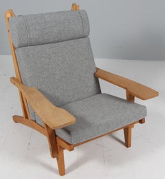Hans J. Wegner Lounge Chair, Model GE-375
