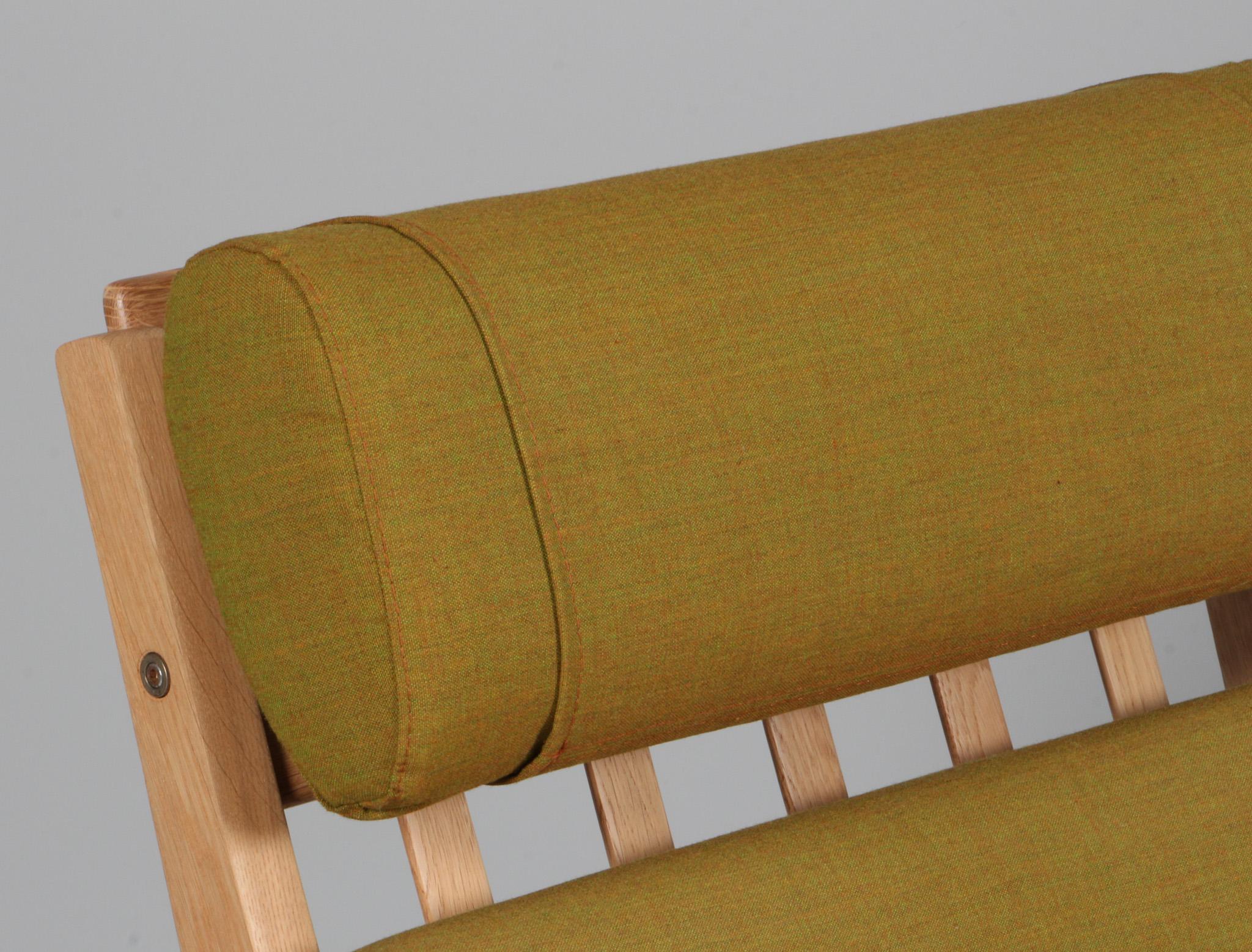Hans J. Wegner-Loungesessel, Modell GE-375 (Skandinavische Moderne)